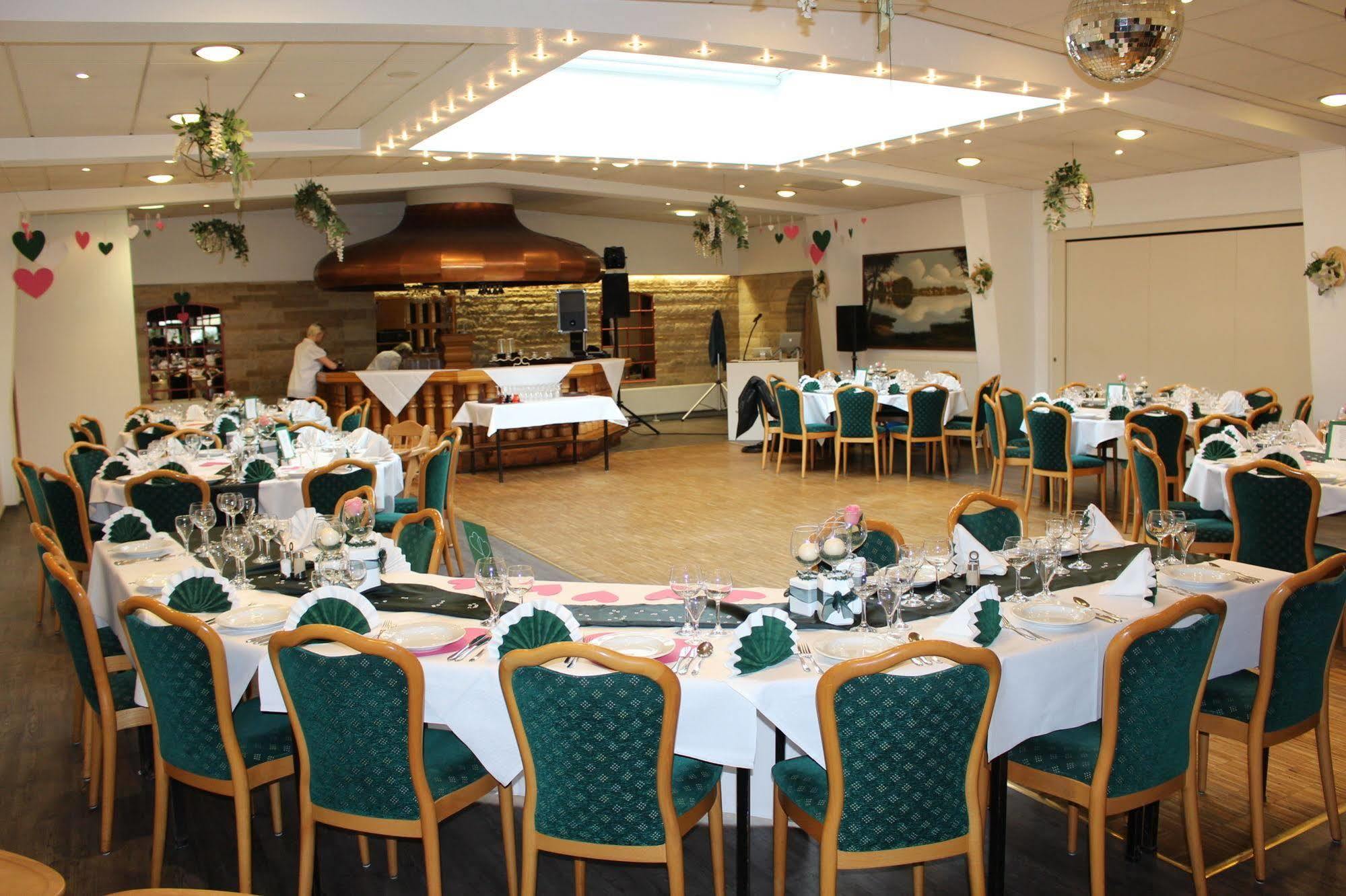 Hotel Carstens Bordesholm Ngoại thất bức ảnh